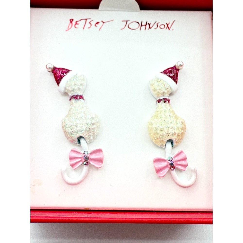Betsey Johnson Holiday Christmas Santa Hat White Cat Drop Earrings *NEW* Boxed